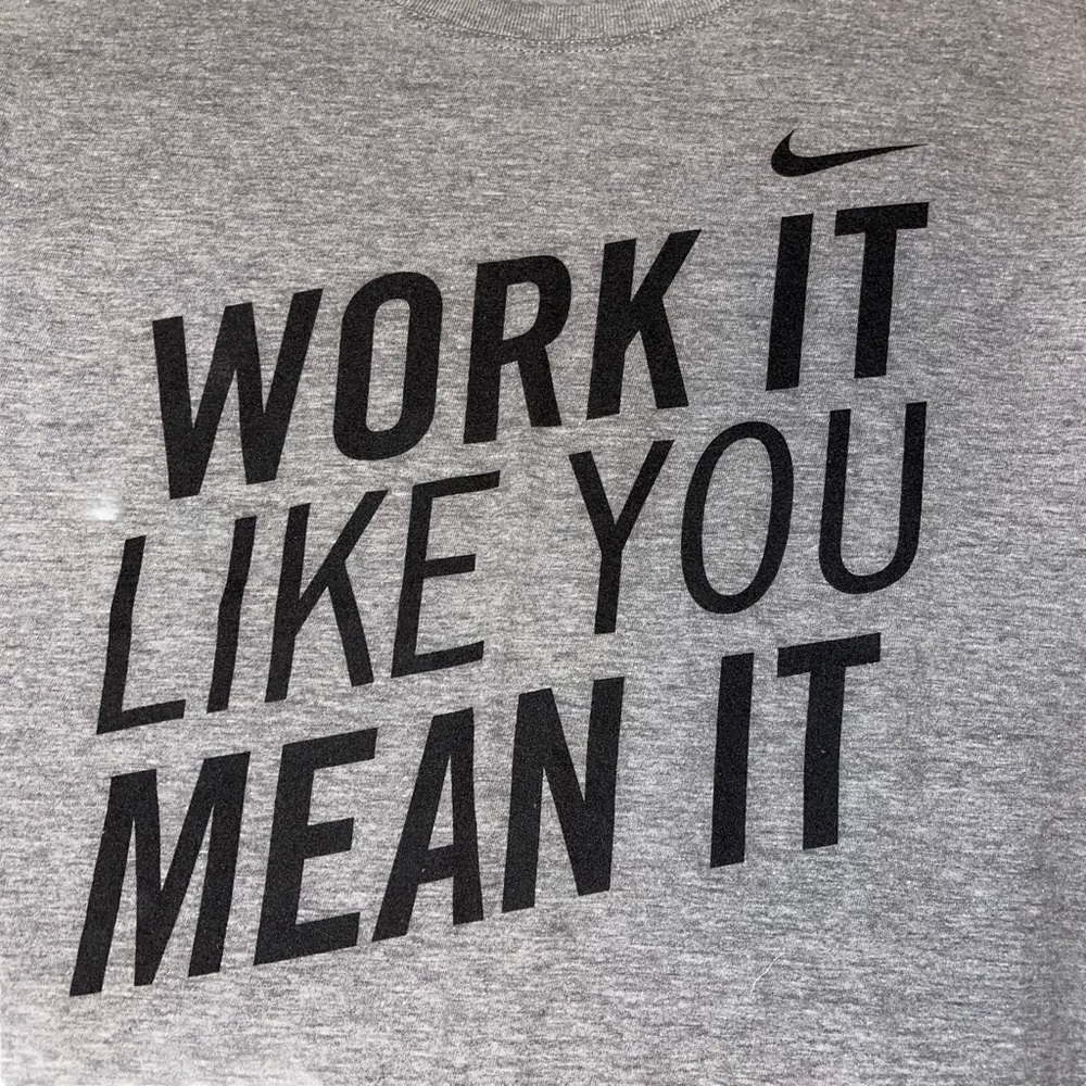 Nike Women’s Short Sleeve T Shirt Heather Grey Size Medium Graphic Tee - Picture 3 of 4